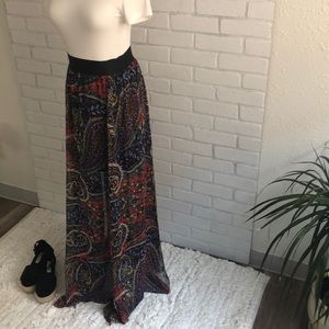 Bebe Summer Maxi skirt